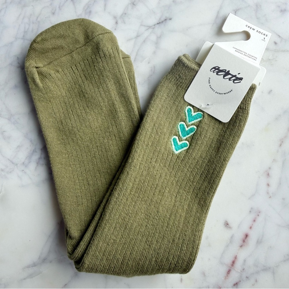 Aerie Cotton Blend Crew Socks with Embroidered Heart Details